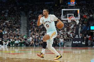 开云体育网页版登录入口-就你打得还行！凯尔登13中8拿到19分3板2助1断