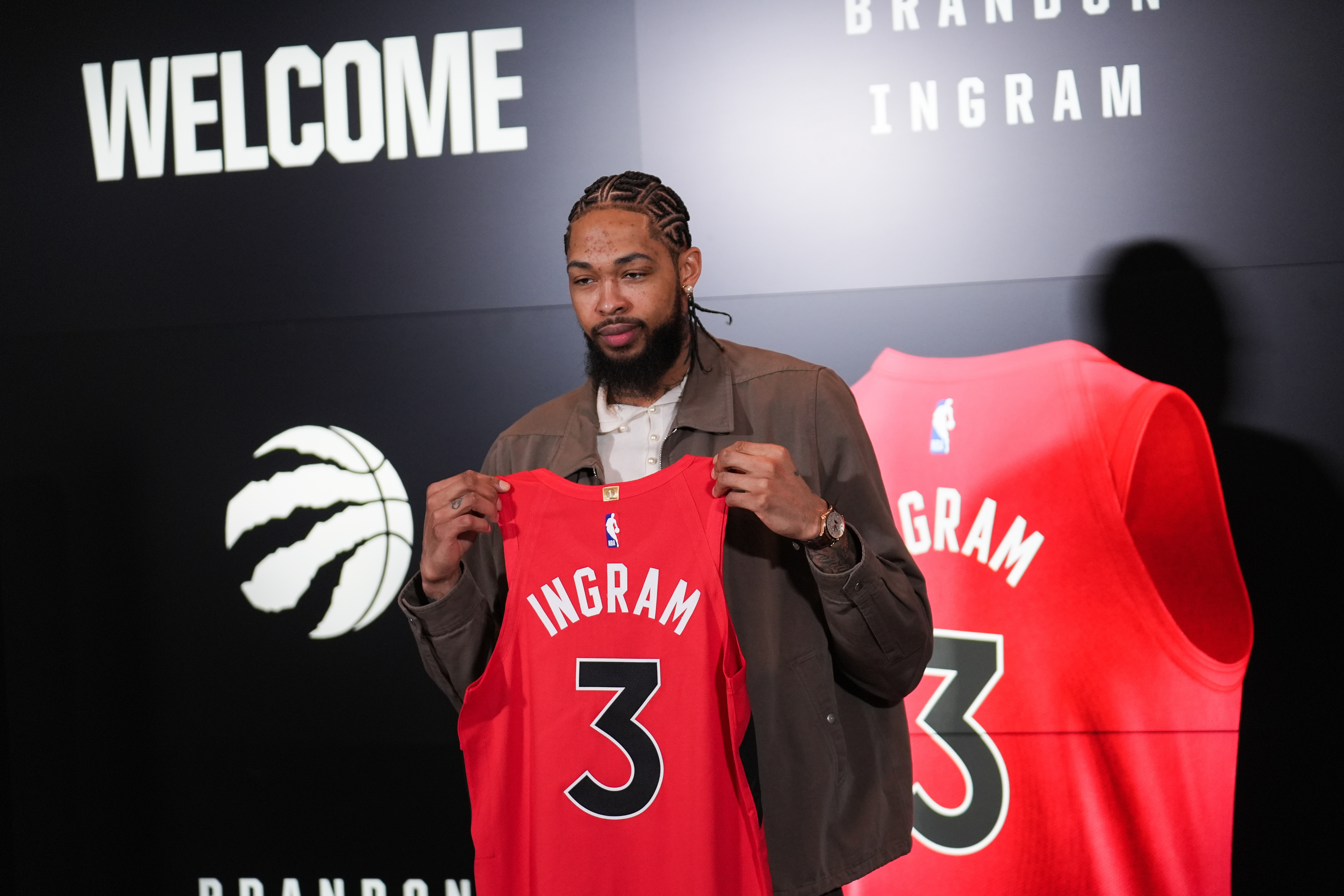 开云体育app下载-东部最新实力梯队:骑士尼克斯目标总决 魔术老鹰补强后蓄势待发