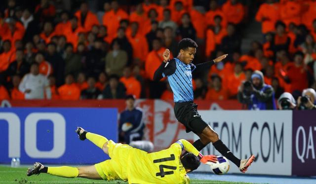 1733411533520026560.jpg 开云官方网-收官之战遭遇四球惨败 山东泰山或将迎来调整风暴