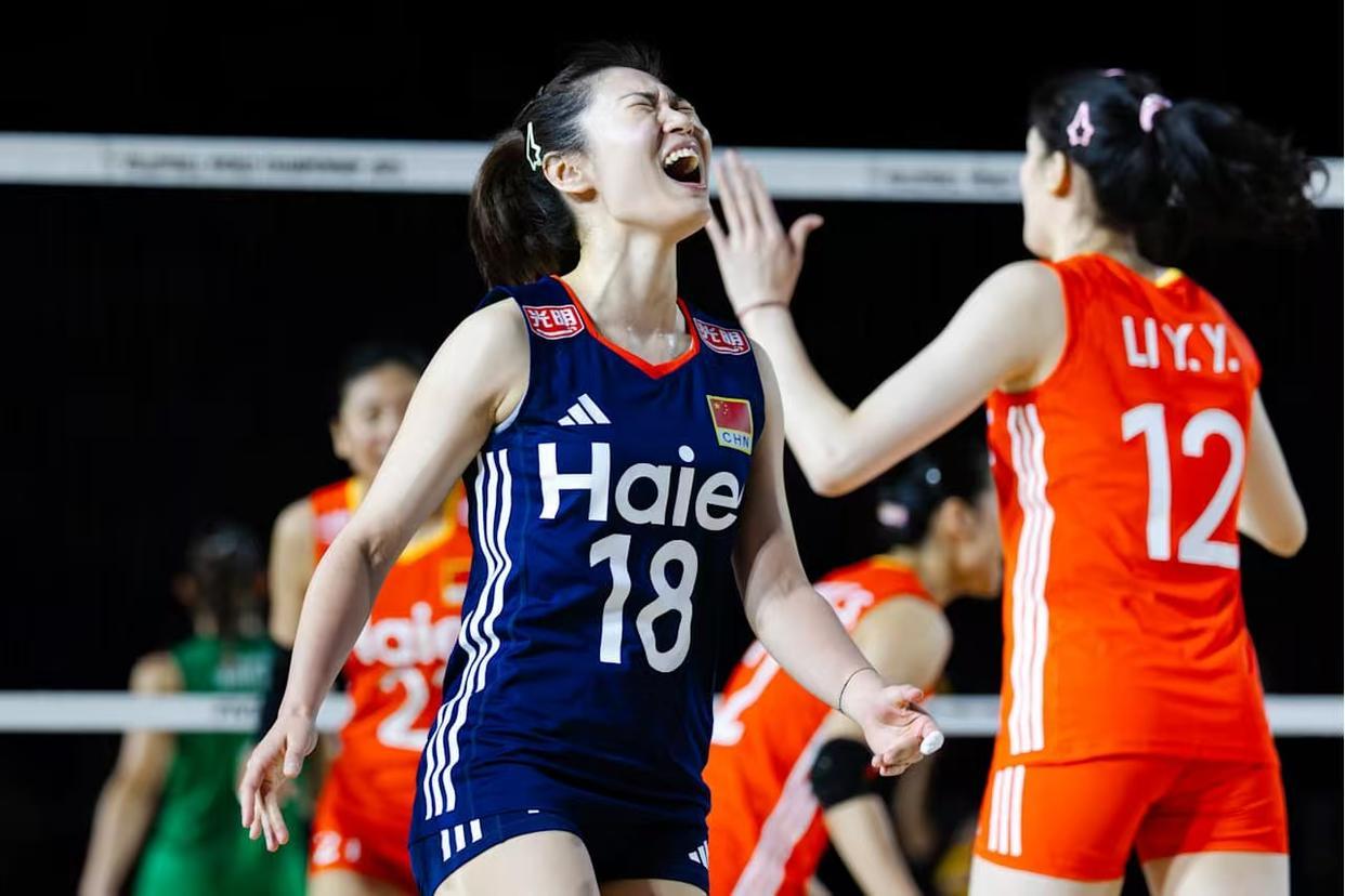 开云体育app下载-世锦赛开门红!中国女排首胜背后的意外与坚定