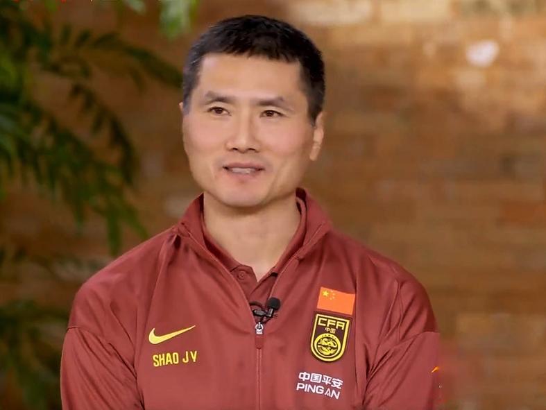 开云官方网-邵佳一挺固执！王上源腰部不适 球迷力推荐7大悍腰 依木兰不补招