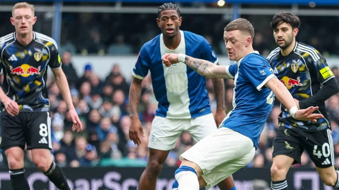 开云体育app下载-内维尔盛赞塞斯科崛起：或成曼联复兴关键一步|加里-内维尔|布鲁诺·费尔南德斯|水晶宫|本杰明·塞斯科|本杰明·帕瓦尔_新浪体育_新浪新闻