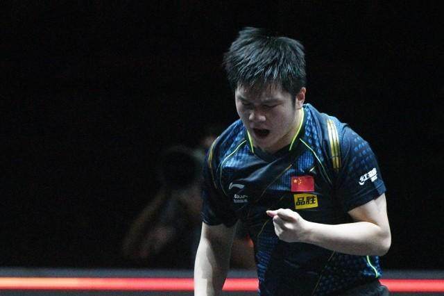 开云体育官网-【早报】进球超贝利+莱万澄清发言！梅西获得呼吸权！